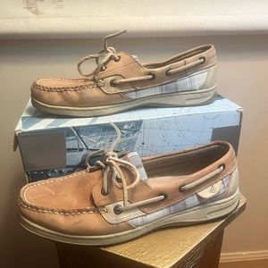 Sperry Topsiders 8.5 wmns